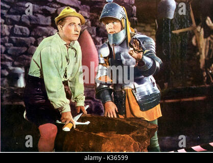 A CONNECTICUT YANKEE IN KING ARTHUR'S COURT (US 1949) BING CROSBY, WILLIAM BENDIX AS SIR SAGRAMORE   A CONNECTICUT YANKEE IN KING ARTHUR'S COURT [US 1949]   BING CROSBY, WILLIAM BENDIX     Date: 1949 Stock Photo