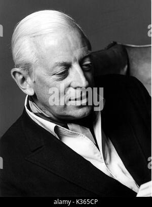 ALISTAIR COOKE journalist, broadcaster Stock Photo