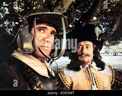 CROMWELL RICHARD HARRIS AS CROMWELL, ALEC GUINNESS AS KING CHARLES I     Date: 1970 Stock Photo