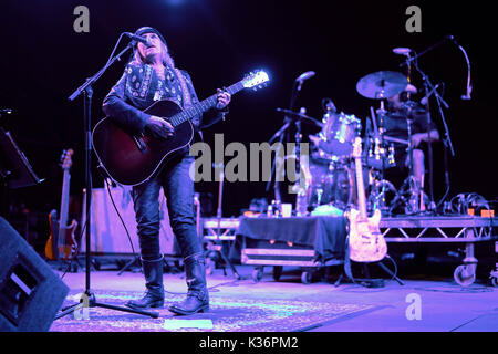 UK. 01st Sep, 2017. Lucinda Williams performing live on the Garden Stage at the 2017 End of the Road Festival in Larmer Tree Gardens in Dorset. Photo date: Friday, September 1, 2017. Credit: Roger Garfield/Alamy Live News Stock Photo