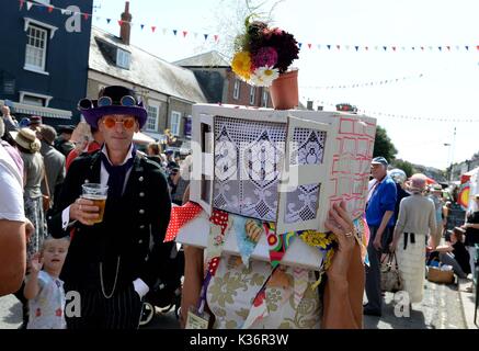 Bridport Hat Festival, Dorset, UK Credit: Finnbarr Webster/Alamy Live News Stock Photo