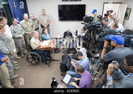 Austin, Texas USA Sept. 1, 2017: Texas Gov. Greg Abbott and emergency officials continue response to extensive Hurricane Harvey damage at the Texas Dept. of Public Safety Emergency Operations Center (EOC). Credit: Bob Daemmrich/Alamy Live News Stock Photo