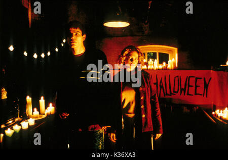 HALLOWEEN H2O: TWENTY YEARS LATER JOSH HARTNETT, MICHELLE WILLIAMS     Date: 1998 Stock Photo