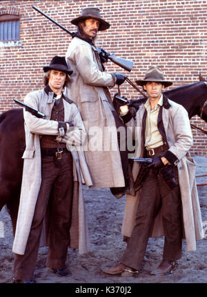 THE LONG RIDERS UNITED ARTISTS L-R, KEITH, DAVID AND ROBERT CARRADINE   THE LONG RIDERS UNITED ARTISTS L-R, KEITH, DAVID AND ROBERT CARRADINE     Date: 1980 Stock Photo