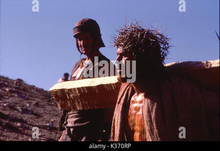 THE LAST TEMPTATION OF CHRIST UNIVERSAL PICTURES WILLEM DAFOE as Jesus     Date: 1988 Stock Photo