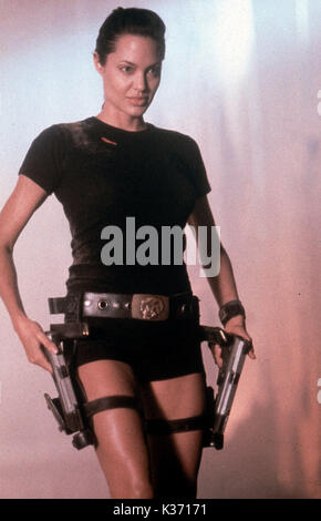 Tomb Raider Angelina Jolie © 2001 Paramount Stock Photo - Alamy