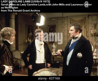 LADY CAROLINE LAMB  SARAH MILLS, JOHN MILLS, LAURENCE OLIVIER     Date: 1972 Stock Photo