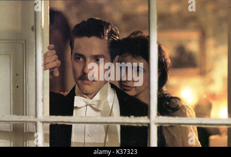 MAURICE HUGH GRANT AND PHOEBE NICHOLLS   A MERCHANT IVORY PRODUCTION     Date: 1987 Stock Photo