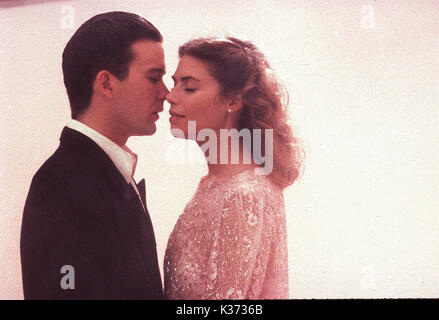 MADE IN HEAVEN TIMOTHY HUTTON, KELLY McGILLIS     Date: 1987 Stock Photo