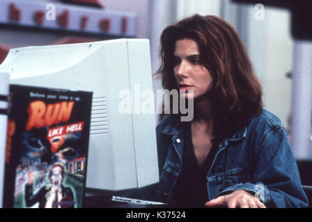 Sandra Bullock Film: The Net (1995) Characters: Angela Bennett Director:  Irwin Winkler 28 July 1995 **WARNING** This Photograph is for editorial use  only and is the copyright of COLUMBIA and/or the Photographer