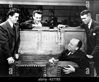 ROPE L-R, FARLEY GRANGER, JOHN DALL, JAMES STEWART & ALFRED HITCHCOCK IN  TRUNK Stock Photo - Alamy
