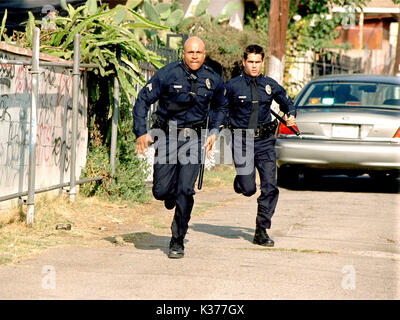 S.W.A.T. COPYRIGHT: COLUMBIA TRISTAR L-R, LL COOL J, COLIN FARRELL   S.W.A.T. COPYRIGHT: COLUMBIA TRISTAR L-R, LL COOL J, COLIN FARRELL     Date: 2003 Stock Photo