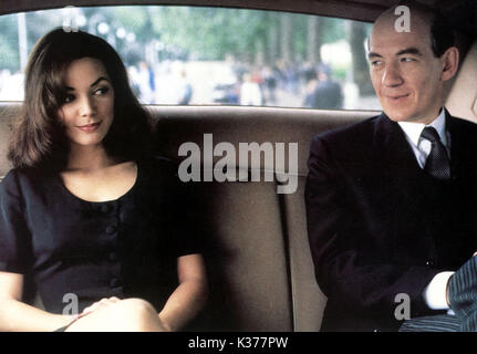 SCANDAL IAN MCKELLEN, JOANNE WHALLEY-KILMER     Date: 1986 Stock Photo