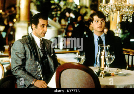 THE SCENT OF A WOMAN (US 1992) UNIVERSAL PICTURES AL PACINO, CHRIS O'DONNELL     Date: 1992 Stock Photo