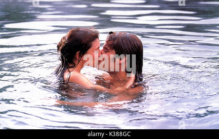 TARZAN AND THE LOST CITY JANE MARCH, CASPER VAN DIEN     Date: 1998 Stock Photo