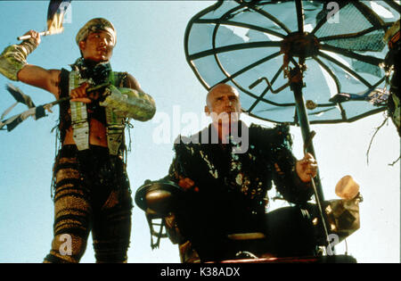 WATERWORLD UNIVERSAL PICTURES DENNIS HOPPER right     Date: 1995 Stock Photo