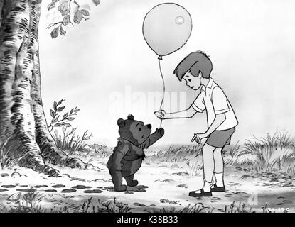 WINNIE THE POOH AND THE HONEY TREE YOU MUST CREDIT: WALT DISNEY CO Stock Photo