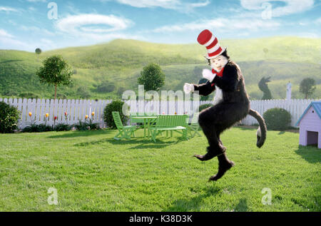 THE CAT IN THE HAT MIKE MYERS as the Cat     Date: 2003 Stock Photo