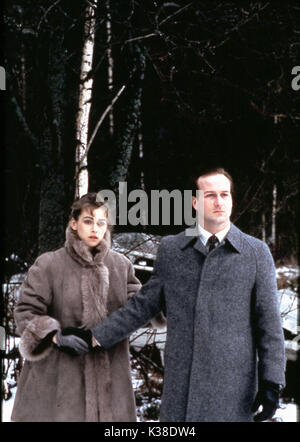 GORKY PARK JOANNA PACULA AND WILLIAM HURT AN EAGLE ASSOCIATES PRODUCTION     Date: 1983 Stock Photo