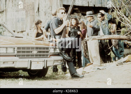 COLORS SEAN PENN     Date: 1988 Stock Photo