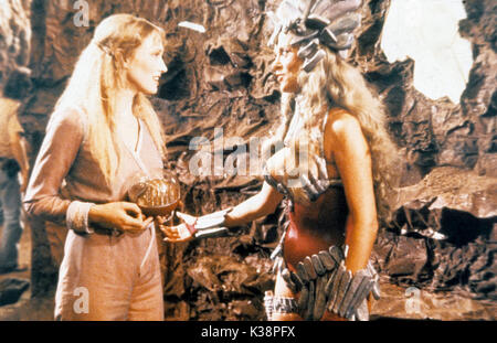 BATTLE BEYOND THE STARS DARLANNE FLUEGEL, SYBIL DANNING     Date: 1980 Stock Photo