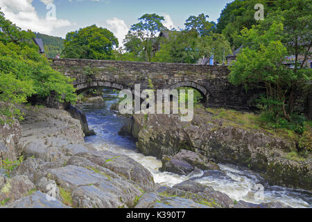 Pont-y-Pair Bridge over the Afon Llugwy, Betws-y-Coed, Snowdonia National Park, Conwy, North Wales, UK. Stock Photo