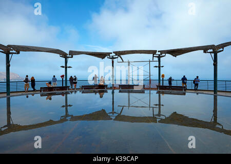 Pond at Lacomar cliff-top shopping mall, Miraflores, Lima, Peru, South America Stock Photo