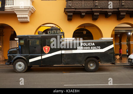 Police truck with water cannon, Plaza Mayor, Historic centre of Lima (World Heritage Site), Peru, South America