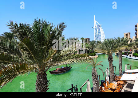 Madinat Jumeirah and the Burj al Arab Hotel in Dubai Stock Photo