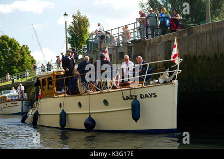 Teddington, Middlesex, United Kingdom. 2nd Sep, 2017. Teddington Lock gates open to allow 'Lazy Days', a member of the Association of Dunkirk Little Ships to continue it's journey downstream on the river Thames Credit: Emma Durnford/ Alamy Live News Stock Photo