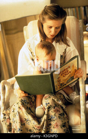 BABY'S DAY OUT [US 1994]  CYNTHIA NIXON     Date: 1994 Stock Photo