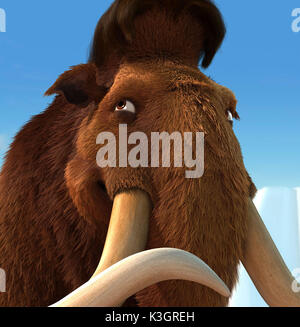 ICE AGE 2 THE MELTDOWN RAY ROMANO voices Manny     Date: 2006 Stock Photo