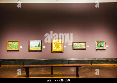 England, London, Trafalgar Square, National Gallery, Empty View of the Impressionist Gallery Stock Photo