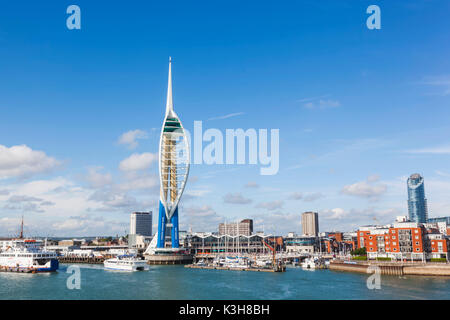 England, Hampshire, Portsmouth, Spinnaker Tower and City Skyline Stock Photo