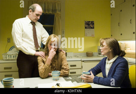 Hank Aimes and his wife Alice (SISSY SPACEK) comfort their daughter Josey (CHARLIZE THERON) in this dramatic scene from Warner Bros. Pictures' North Country. FRANCES McDORMAND also stars. PHOTOGRAPHS TO BE USED SOLELY FOR ADVERTISING, PROMOTION, PUBLICITY OR REVIEWS OF THIS SPECIFIC MOTION PICTURE AND TO REMAIN THE PROPERTY OF THE STUDIO. NOT FOR SALE OR REDISTRIBUTION. NORTH COUNTR Stock Photo