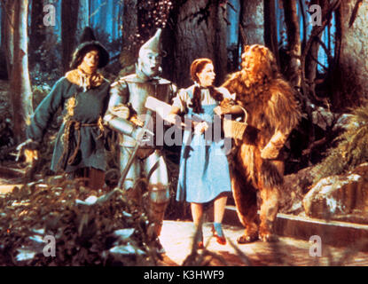 THE WIZARD OF OZ RAY BOLGER, JACK HALEY, JUDY GARLAND, BERT LAHR     Date: 1939 Stock Photo