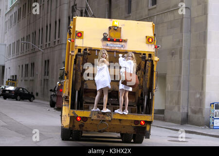 From left to right: MARY-KATE OLSEN and ASHLEY OLSEN star in Warner Bros. Pictures' action comedy New York Minute.  PHOTOGRAPHS TO BE USED SOLELY FOR ADVERTISING, PROMOTION, PUBLICITY OR REVIEWS OF THIS SPECIFIC MOTION PICTURE AND TO REMAIN THE PROPERTY OF THE STUDIO. NOT FOR SALE OR REDISTRIBUTION. NEW YORK MINUTE [US 2004]  [L-R] MARY-KATE OLSEN, ASHLEY OLSEN Stock Photo