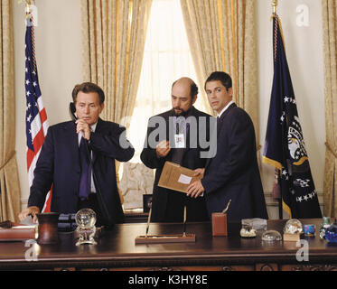 THE WEST WING  [US TV SERIES 1999 - 2006]  MARTIN SHEEN as President Josiah 'Jed' Bartlet, RICHARD SCHIFF as Toby Ziegler, ROB LOWE as Sam Seaborn Stock Photo