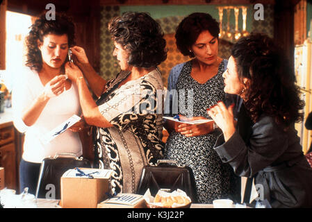 Quality: 2nd Generation. Film Title: My Big Fat Greek Wedding. Film released by: Entertainment Films. Photo Credit: Sophie Giraud. Copyright: (c) 2002 Gold Circle Films, LLC - All Rights Reserved. MY BIG FAT GREEK WEDDING  NIA VARDALOS, LAINIE KAZAN, [?], [?] Stock Photo