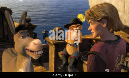 Donkey and Puss In Boots (ANTONIO BANDERAS) set sail with Artie (JUSTIN TIMBERLAKE) in DreamWorks ?Shrek the Third,? to be released by Paramount Pictures in May 2007. DreamWorks Animation S.K.G. Presents a PDI/DreamWorks Production, DreamWorks ?Shrek the Third.? Directed by Chris Miller, the film features the voice talents of Mike Myers, Eddie Murphy, Cameron Diaz, Antonio Banderas, Rupert Everett, Ju     Date: 2007 Stock Photo