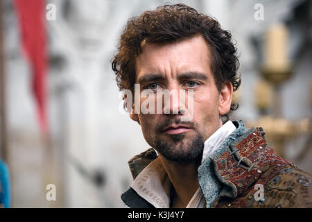 ELIZABETH: THE GOLDEN AGE  CLIVE OWEN as Sir Walter Raleigh     Date: 2007 Stock Photo
