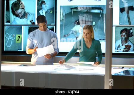 CSI MIAMI Series #3/Episode#23/Whacked Tx: 16/05/05 ADAM RODRIQUEZ as Eric Delko, EMILY PROCTOR as Calleigh Duquesne  CSI MIAMI Stock Photo