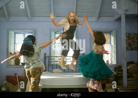 MAMMA MIA! JULIE WALTERS, MERYL STREEP, CHRISTINE BARANSKI      Date: 2008 Stock Photo