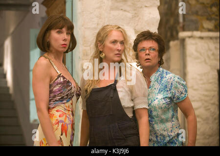 MAMMA MIA! CHRISTINE BARANSKI , MERYL STREEP (Donna), JULIE WALTERS (Rosie)      Date: 2008 Stock Photo