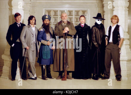 THE LEAGUE OF EXTRAORDINARY GENTLEMEN JASON FLEMYNG STUART TOWNSEND (Dorian Gray), NASEERUDDIN SHAH (Captain Nemo), SEAN CONNERY (Allan Quatermain), PETA WILSON (Mina Harker), TONY CURRAN (Rodney Skinner, the Invisible Man), SHANE WEST (Tom Sawyer) THE LEAGUE OF EXTRAORDINARY GENTLEMEN     Date: 2003 Stock Photo