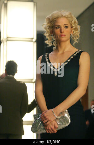 ALIAS Season 4: Episode 12 The Orphan JENNIFER GARNER ALIAS Season 4: Episode 12 The Orphan JENNIFER GARNER Stock Photo