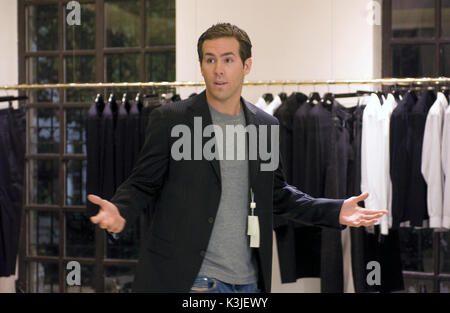 DEFINITELY, MAYBE RYAN REYNOLDS DEFINITELY, MAYBE     Date: 2008 Stock Photo