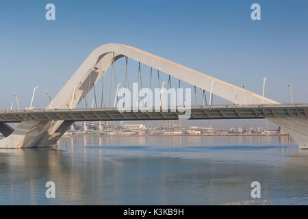 UAE, Abu Dhabi, Sheikh Zayed Bridge, designed by Zaha Hadid Stock Photo