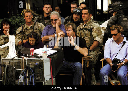 TRANSFORMERS Director MICHAEL BAY [centre], Cinematographer MITCHELL AMUNDSEN [seated right]        Date: 2007 Stock Photo