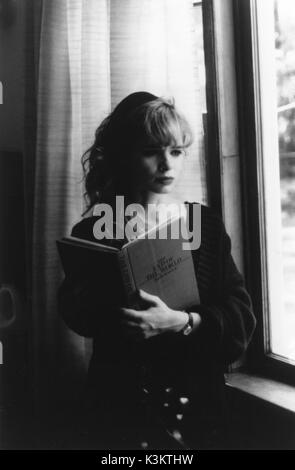 THE UNBELIEVABLE TRUTH ADRIENNE SHELLY       Date: 1989 Stock Photo